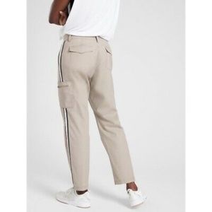 COPY - Athleta Summit Cargo Pant Sz 4